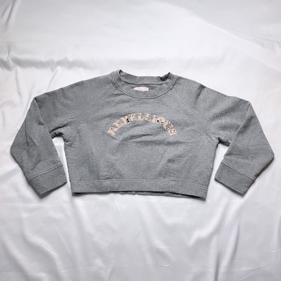 Sunday Best | Grey "Rebellious" Cropped Sweatshirt - Picture 4 of 12